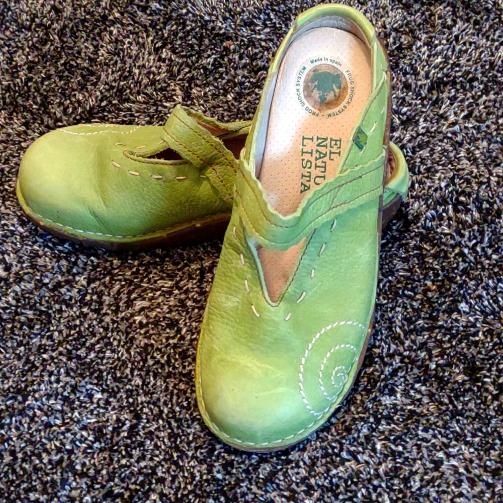 Green El Naturalista Clogs